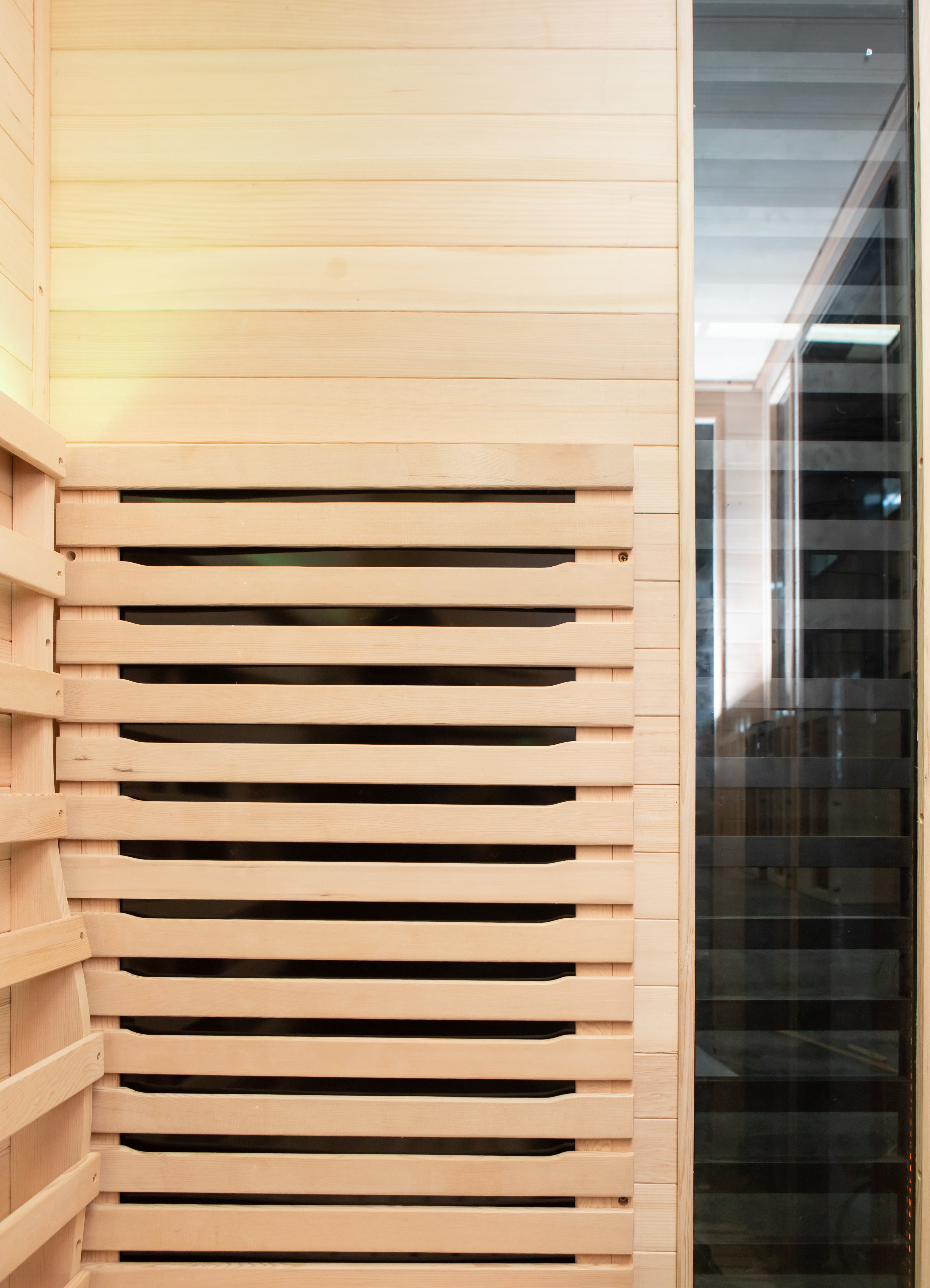 Peak Saunas Patagonia 2-Person Outdoor Full Spectrum Infrared Sauna with Built-In XL Medical-Grade Red Light Therapy and Smart WiFi App Control