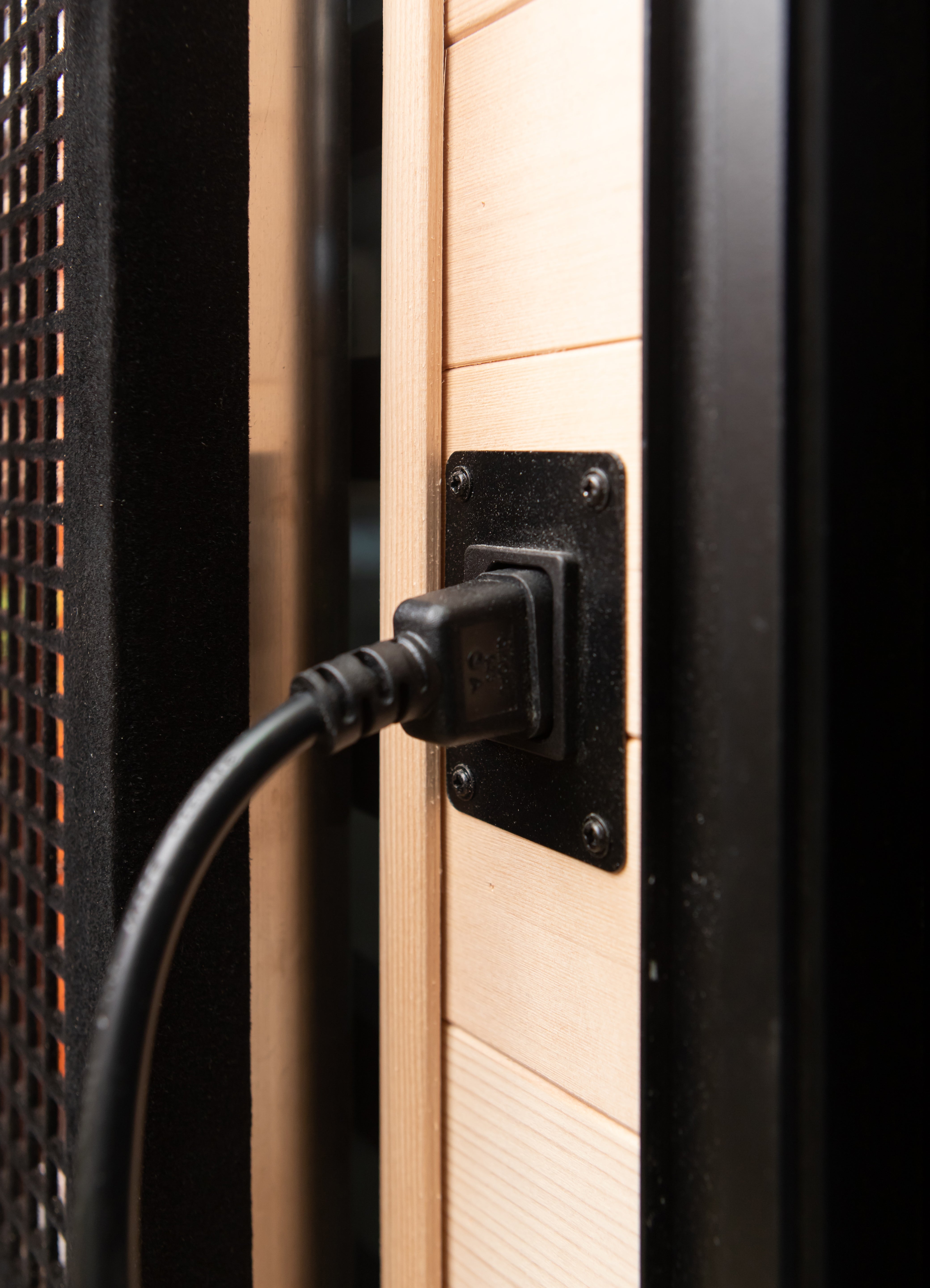 Peak Saunas Patagonia 2-Person Outdoor Full Spectrum Infrared Sauna with Built-In XL Medical-Grade Red Light Therapy and Smart WiFi App Control