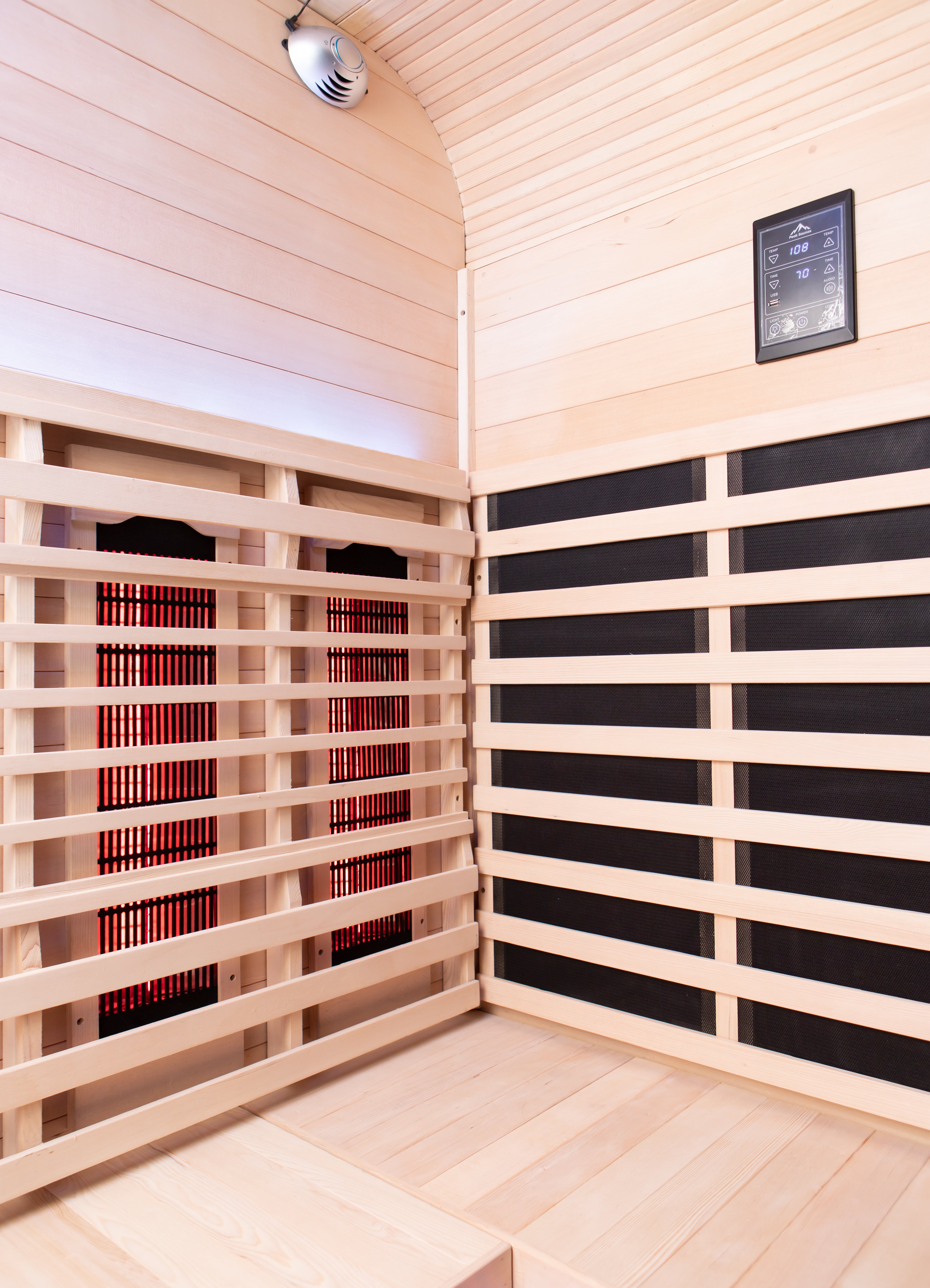 Peak Saunas El Capitan 4-Person Outdoor Full Spectrum Infrared Sauna with Built-In XL Medical-Grade Red Light Therapy and Smart WiFi App Control