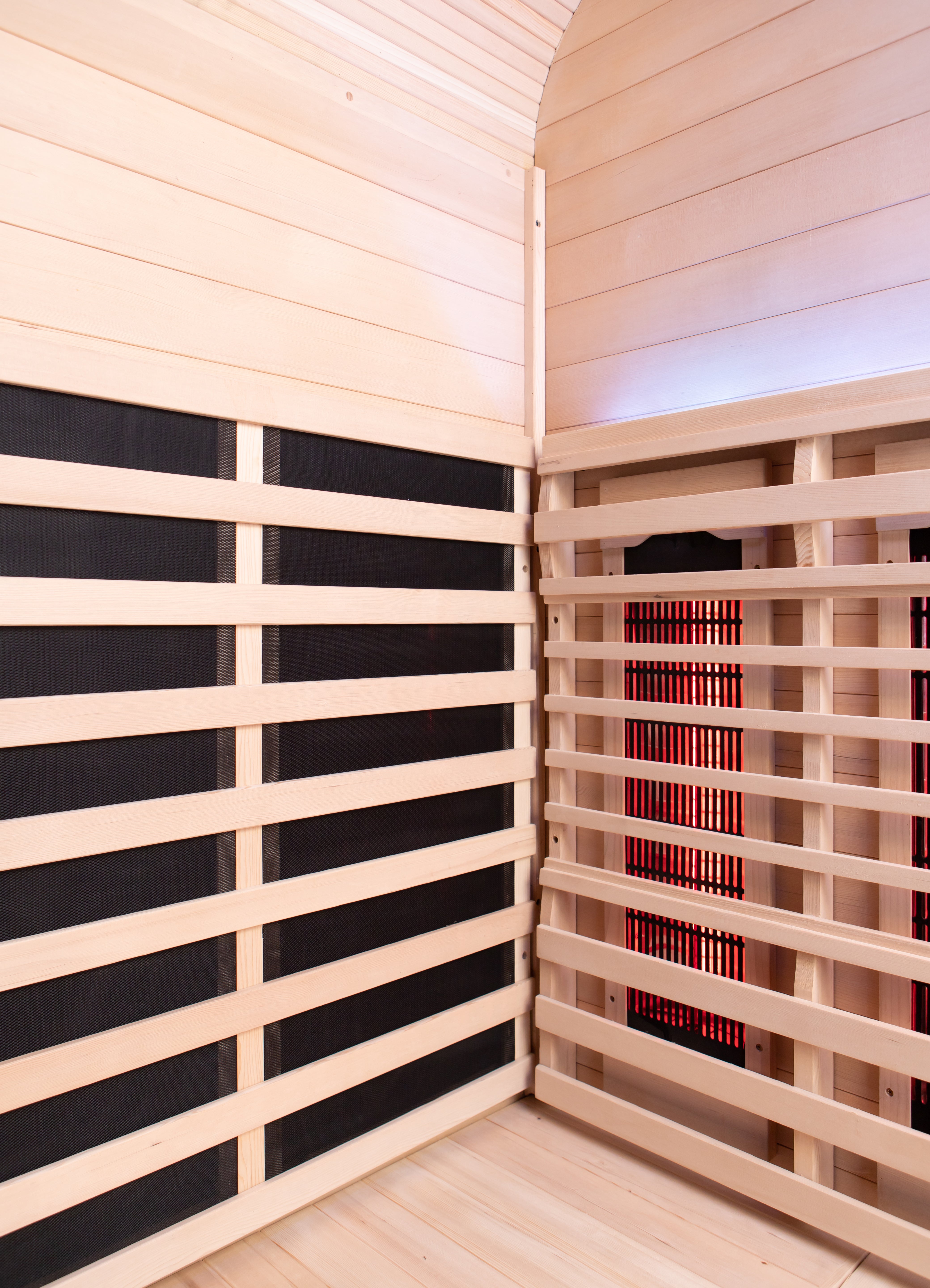 Peak Saunas El Capitan 4-Person Outdoor Full Spectrum Infrared Sauna with Built-In XL Medical-Grade Red Light Therapy and Smart WiFi App Control