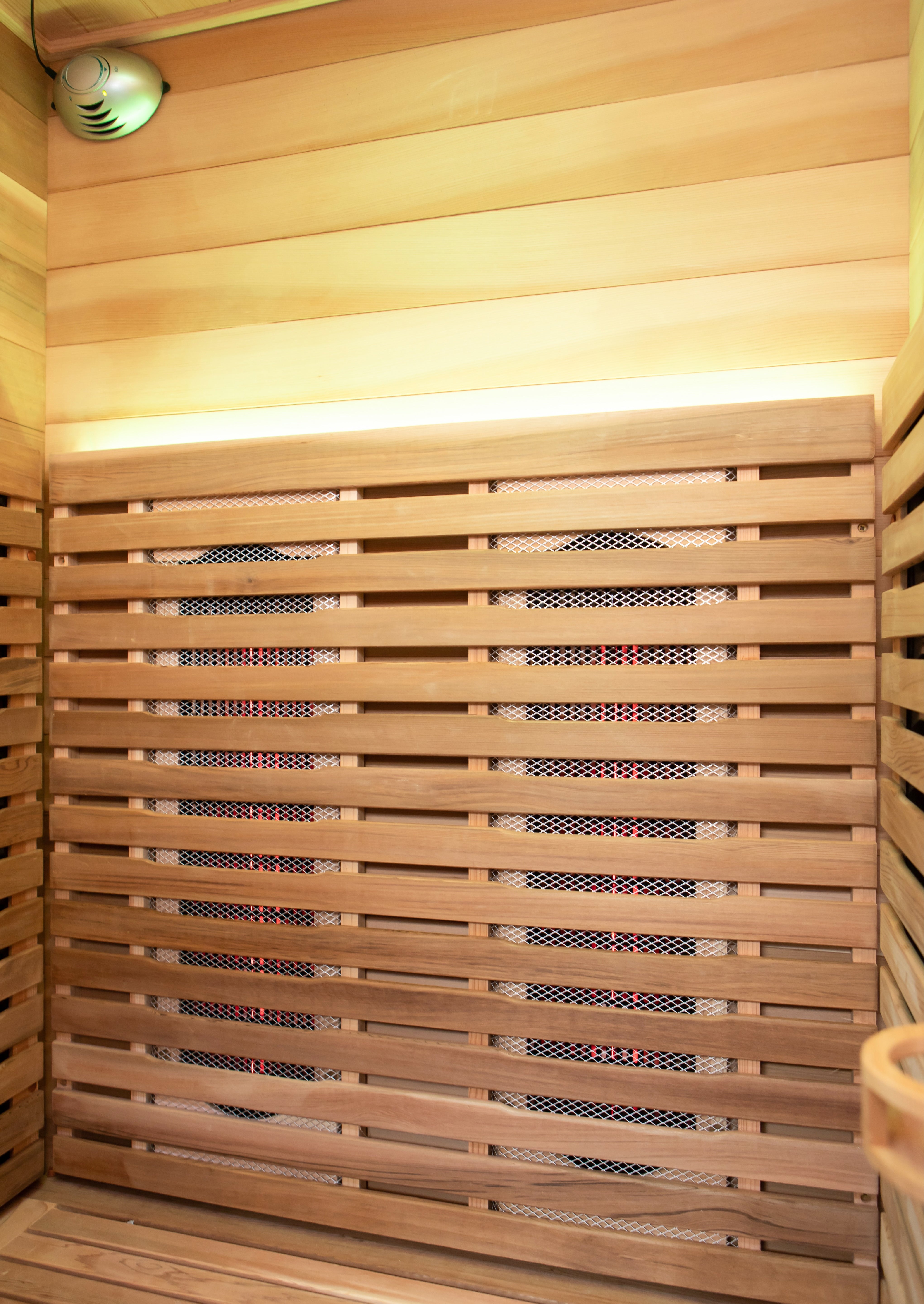 Peak Saunas Rainier 1-Person Full Spectrum Infrared Sauna with XL Medical-Grade Red Light Therapy & Smart WiFi App Control