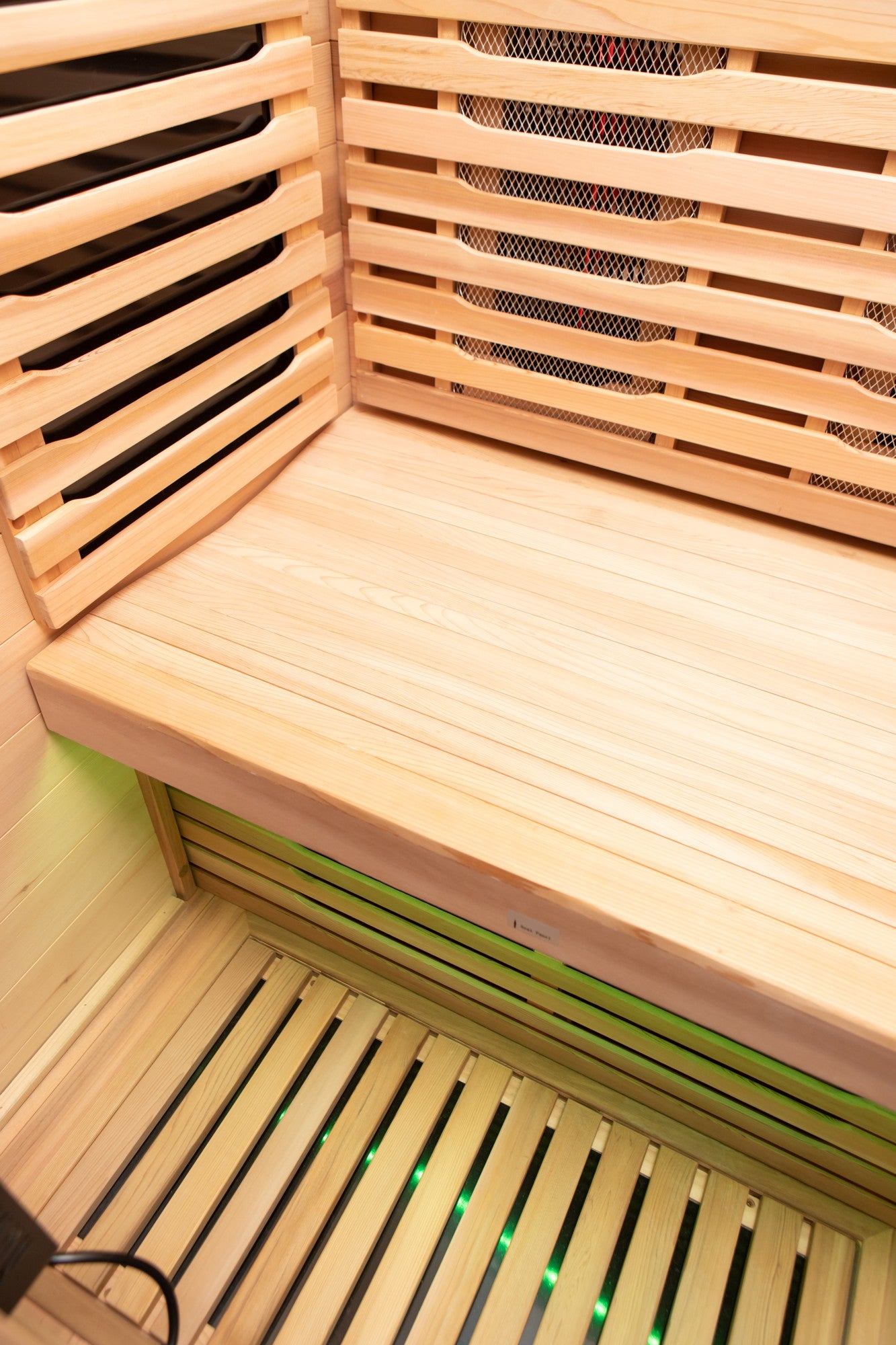 Peak Rainier sauna: Cedar seat and footwell